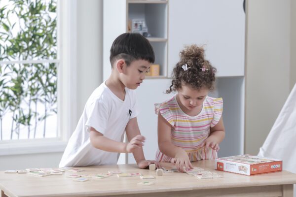 VIGA Gra Edukacyjna Drewniana Układanka Dopasuj Kształty 37 el. - obrazek 2