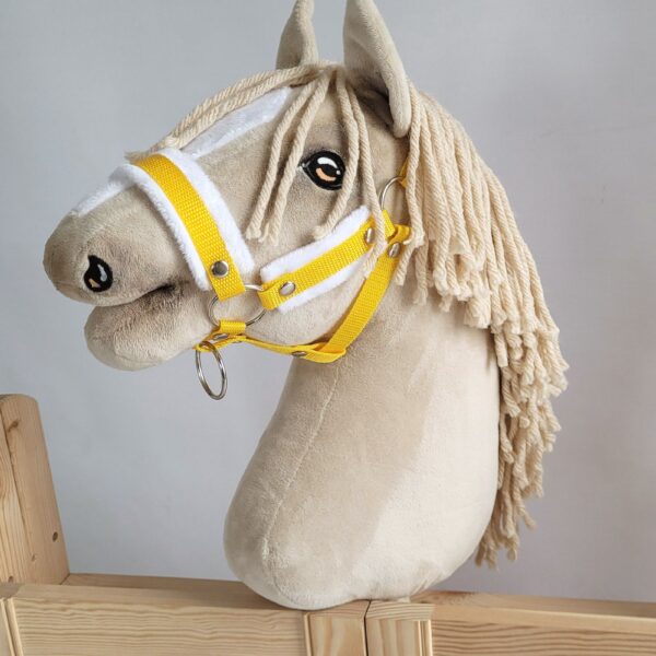 Kantar regulowany dla konia Hobby Horse A3 żółty z białym futerkiem