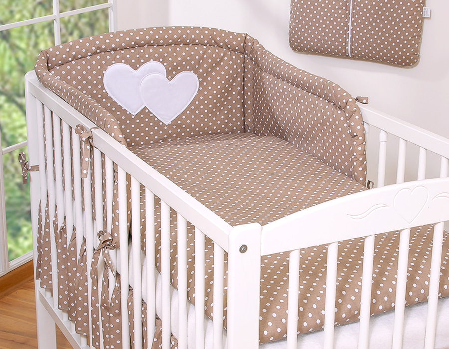 Ochraniacz do łóżeczka na szczebelki uniwersalny - Serduszka grochy na brązie - obrazek 2