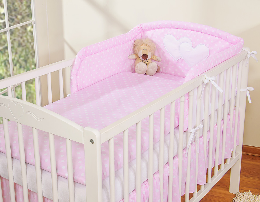 Ochraniacz do łóżeczka na szczebelki uniwersalny - Serduszka białe grochy na różu - obrazek 3