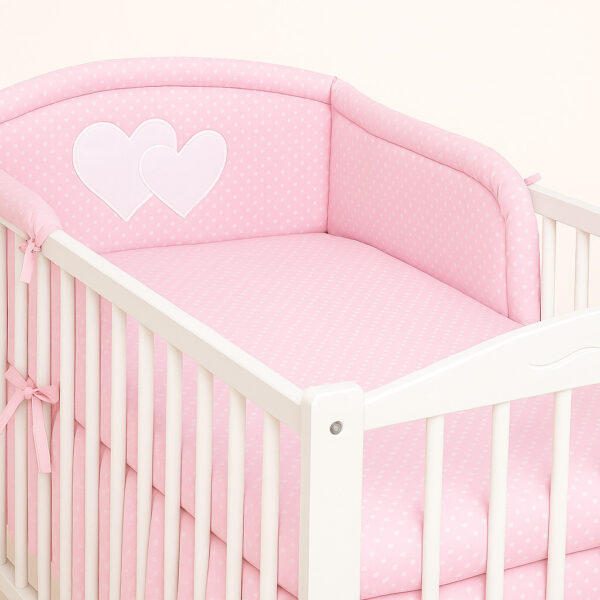 Ochraniacz do łóżeczka na szczebelki uniwersalny - Serduszka kropki na różu
