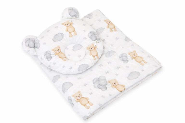 Kołderka z wypełnieniem i poduszka profilowana Miś - zestaw 2cz. - Miś z balonikami